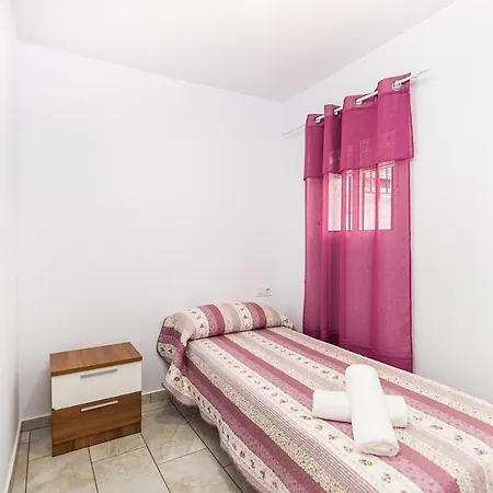 Apartment Chiclana 1 *