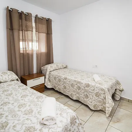 Chiclana 1 公寓 *